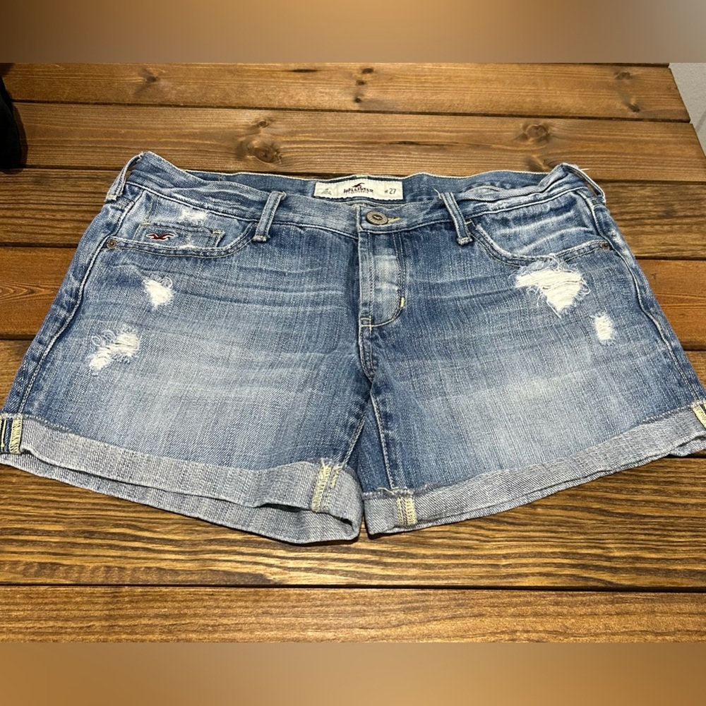 Hollister shorts light wash